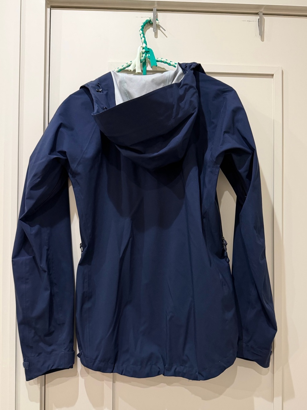 MEC raincoat - Picture 3 of 4